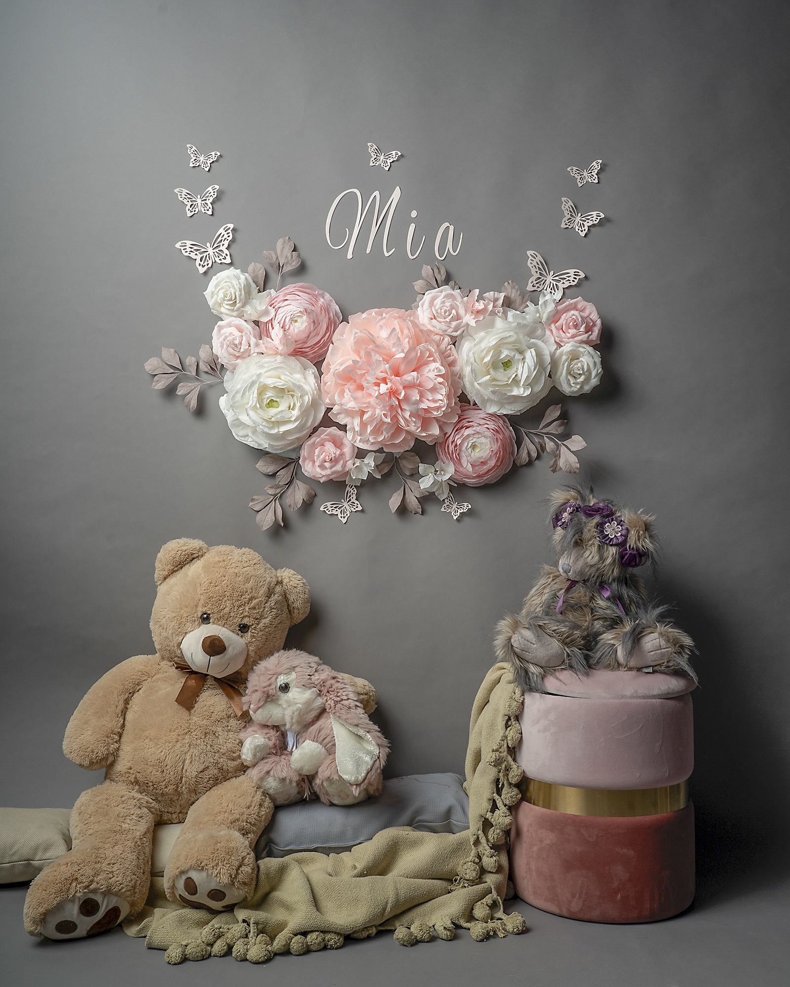 Mia (26 p.): set of flowers in white, pink and grey